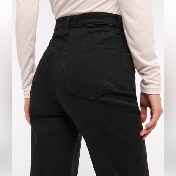 Ultra High Rise 90’s Straight, Short Length - Picture 3 of 8